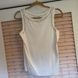 Sleeveless top
